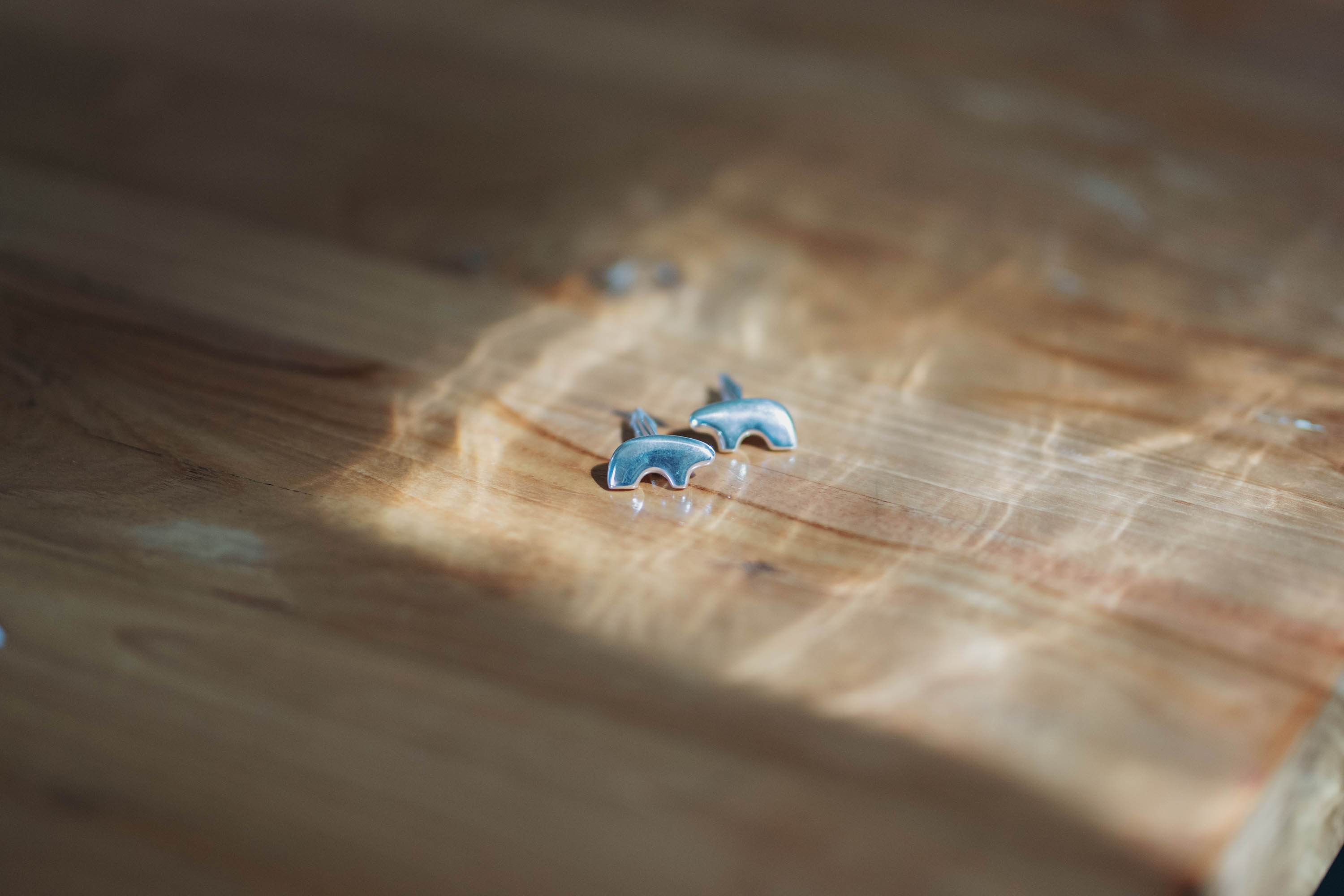 groom wedding day cuff links captured by Love Knot Photography, San Francisco boutique wedding photography studio