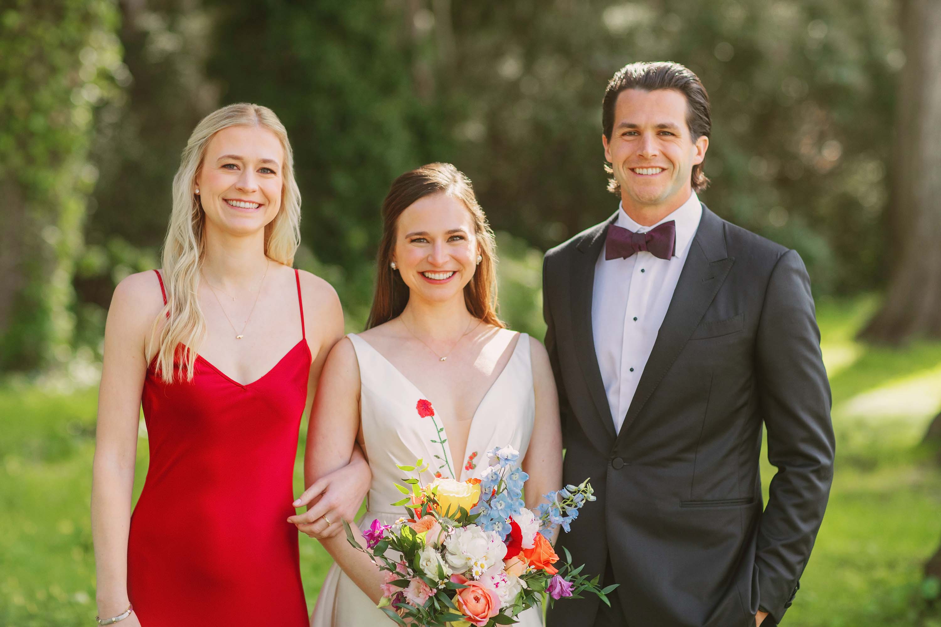 Bride with her siblings, portraits. Credit: Love Knot Photography by Isaac Klotz