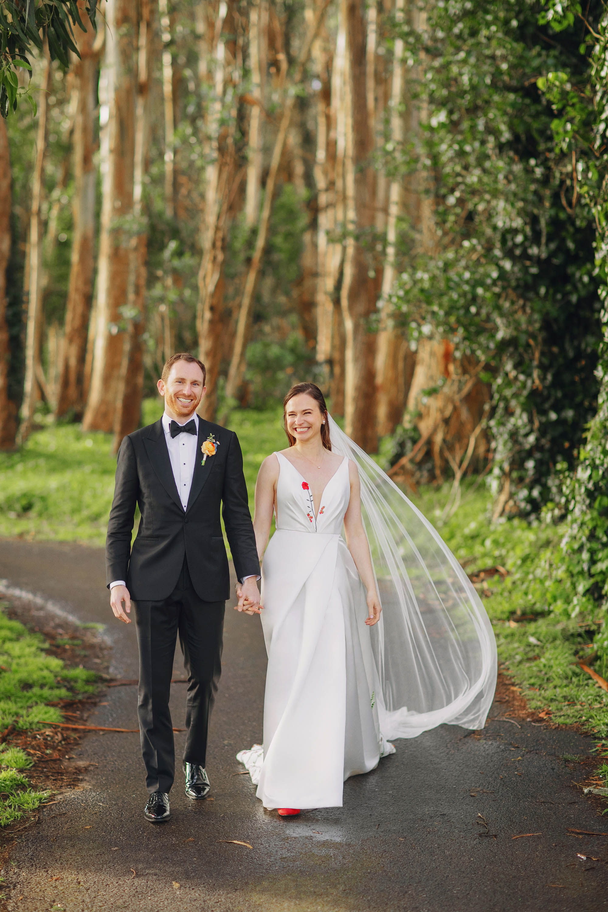 Bride and groom portraits post ceremony, SF Golf Course. Credit: Love Knot Photography by Isaac Klotz
