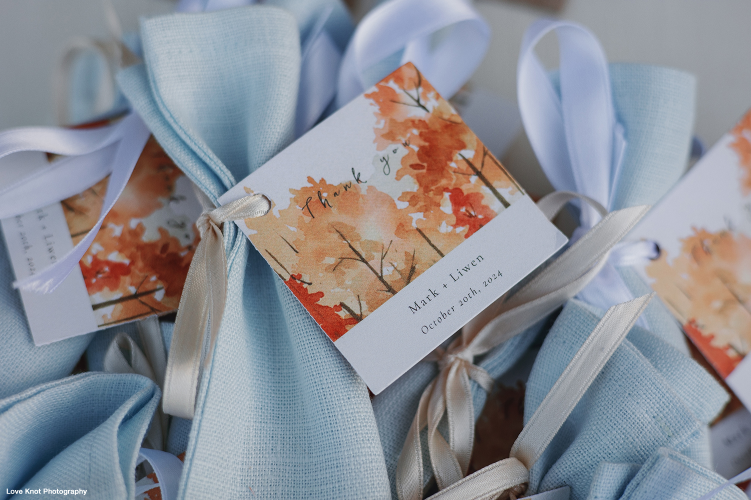 wedding day detail photo of guest favors diy tea gift