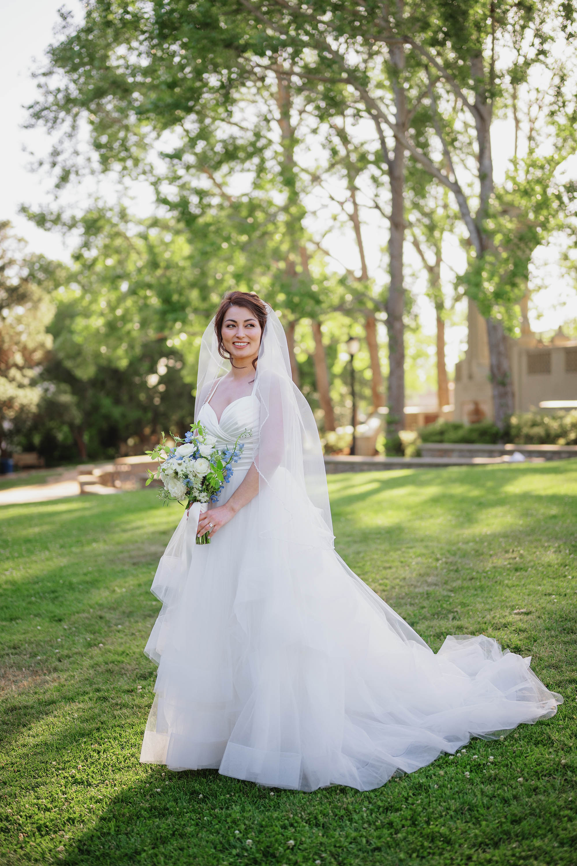 bridal portrait of bride at Piedmont Community Center in Oakland, California